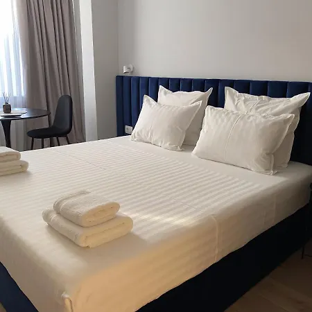Hotel Living Tirana