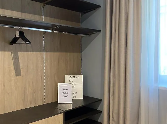 Hotel Living