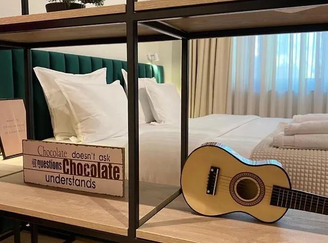 Living מלון טיראנה