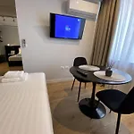Hotel Living