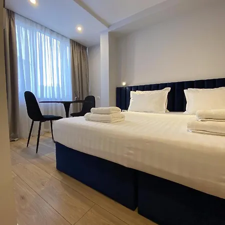 Hotel Living Tirana