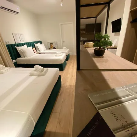 Living Hotel 4*